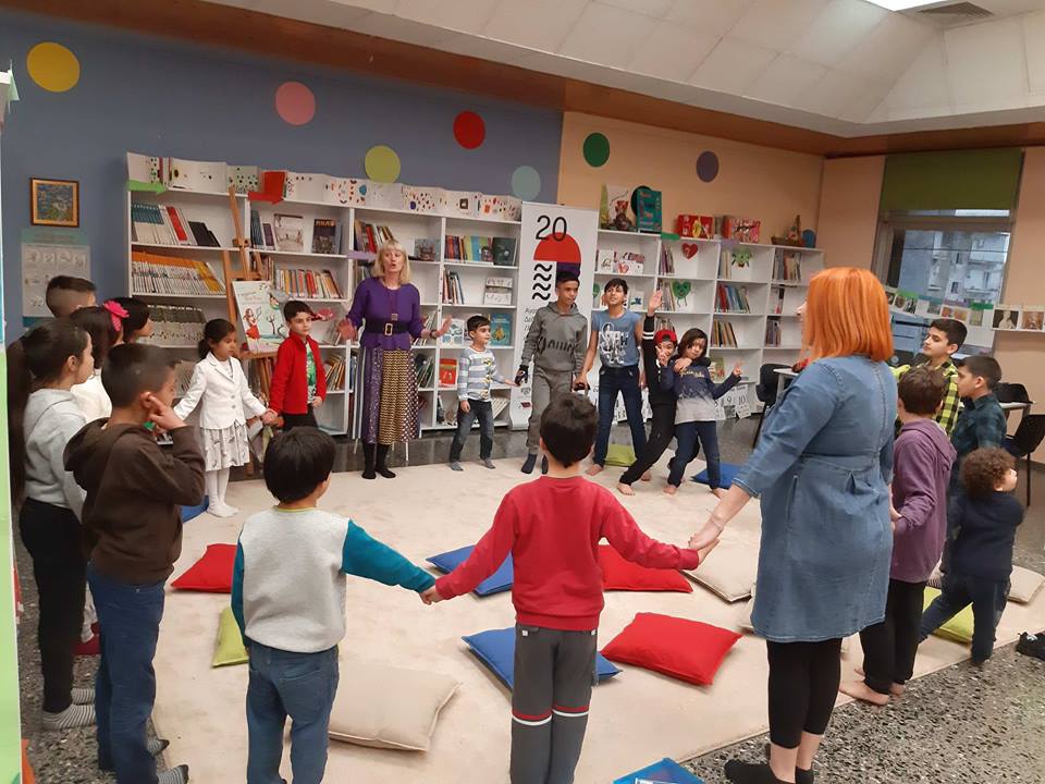 Πρόγραμμα γλωσσικής ενδυνάμωσης σε προσφυγόπουλα στη Δημοτική Βιβλιοθήκη